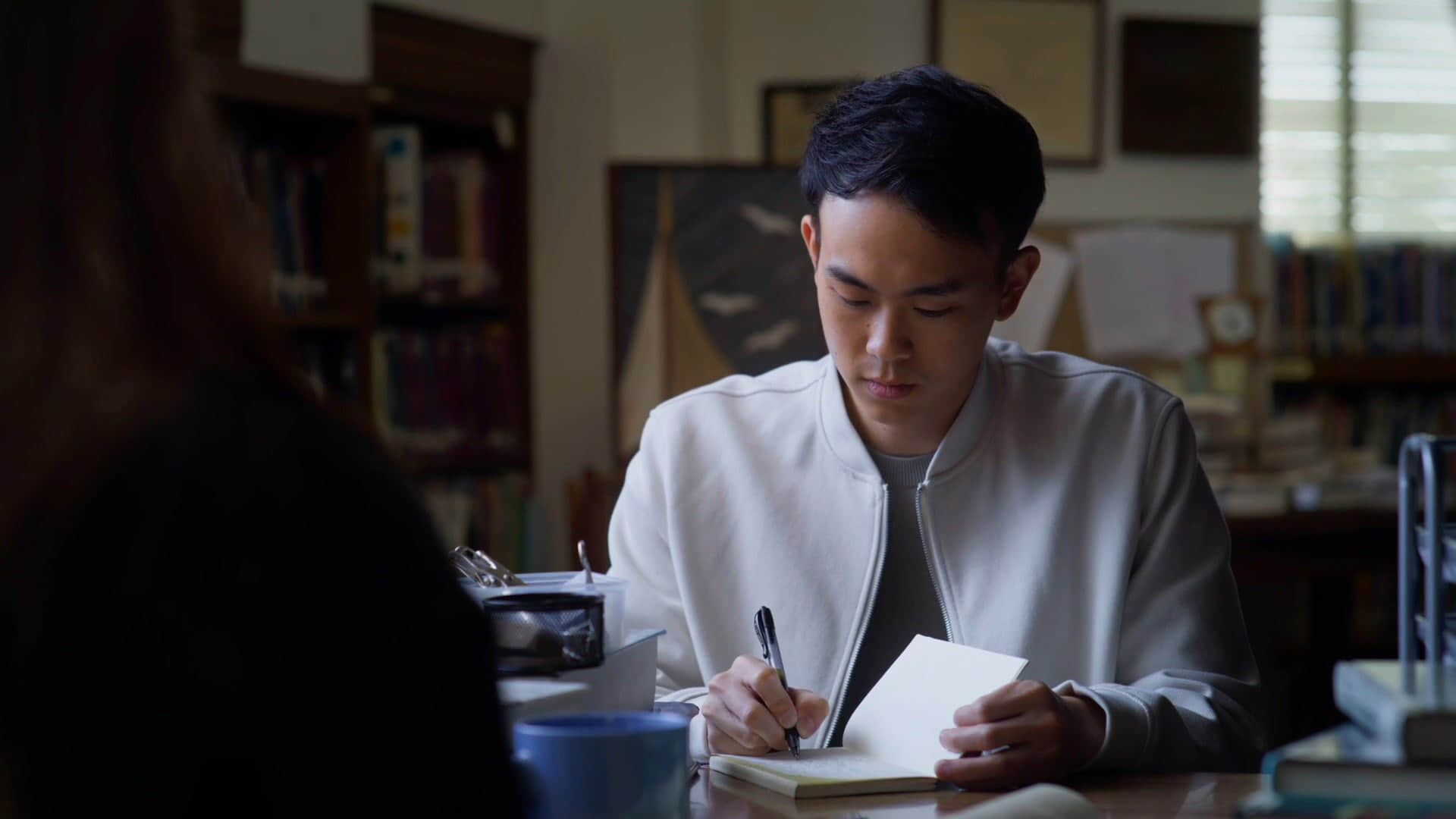 我们从未看过的海洋 The Sea We've Never Seen (2021)-NICEOLO