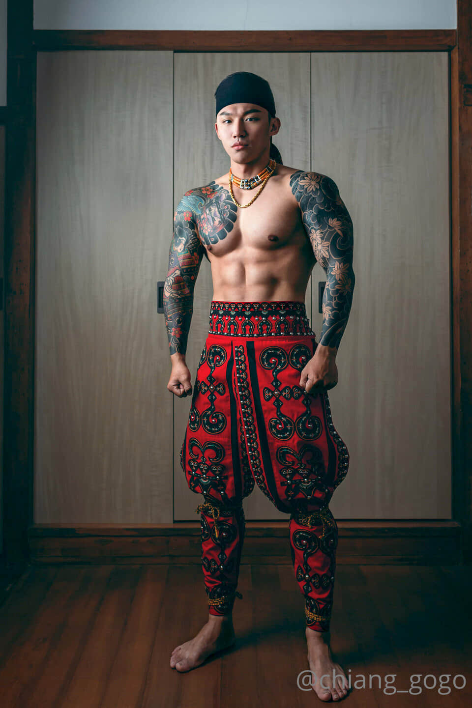CHIANG GOGO 姜哥哥 OF 私密集-NICEOLO