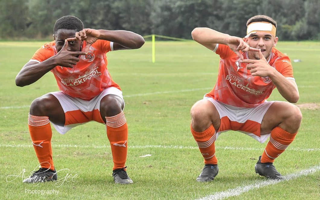 英國史上第二位現役足球員出櫃！ 17 歲鮮肉選手：「若等到退休才說，意味著有好多年要隱藏。」-NICEOLO