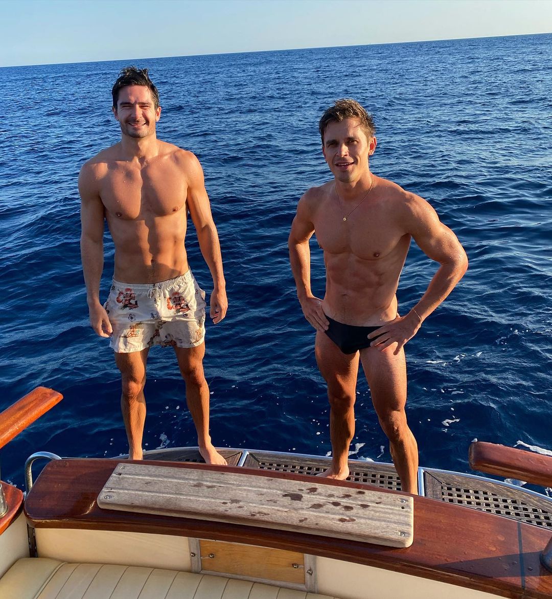 與另一半相處太久、相看兩相厭？ 《酷男的異想世界》實境秀男星 Antoni Porowski 分享維持感情的秘訣！-NICEOLO