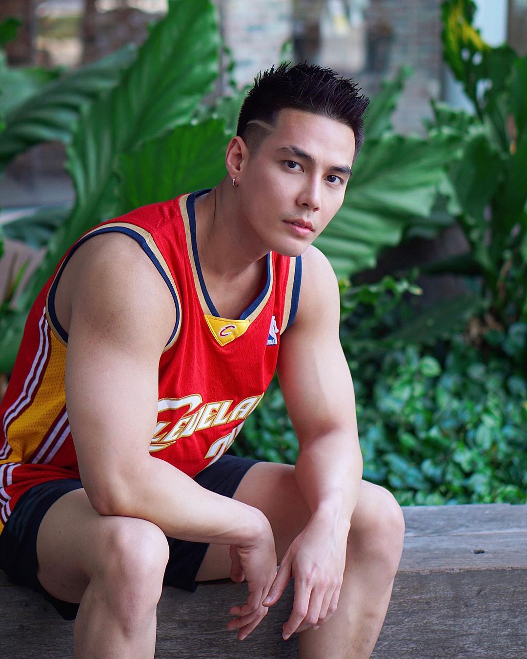 週一品肌肉｜戀愛在走 儀式感要有！泰國男模寵男友不手軟：theo-NICEOLO