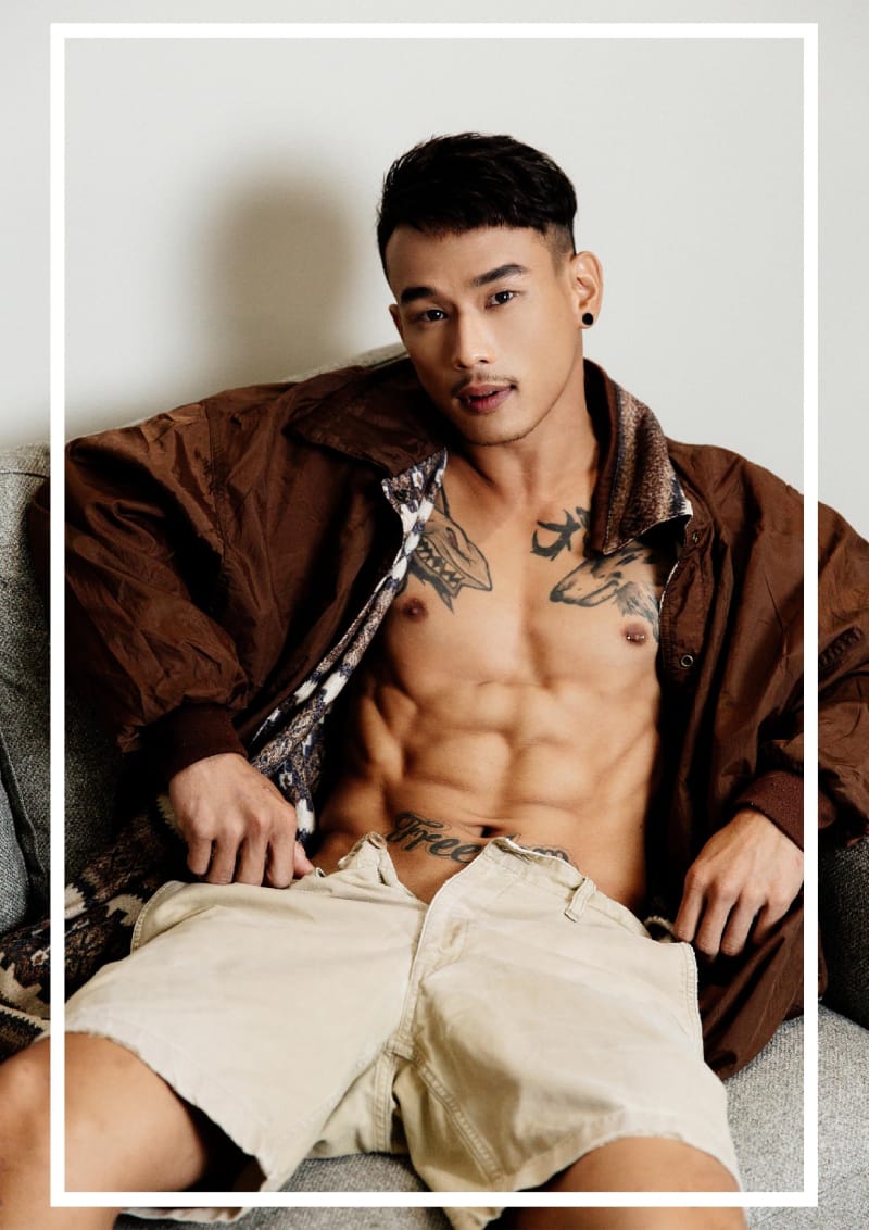 Self Photobook No.16 EARTH-NICEOLO