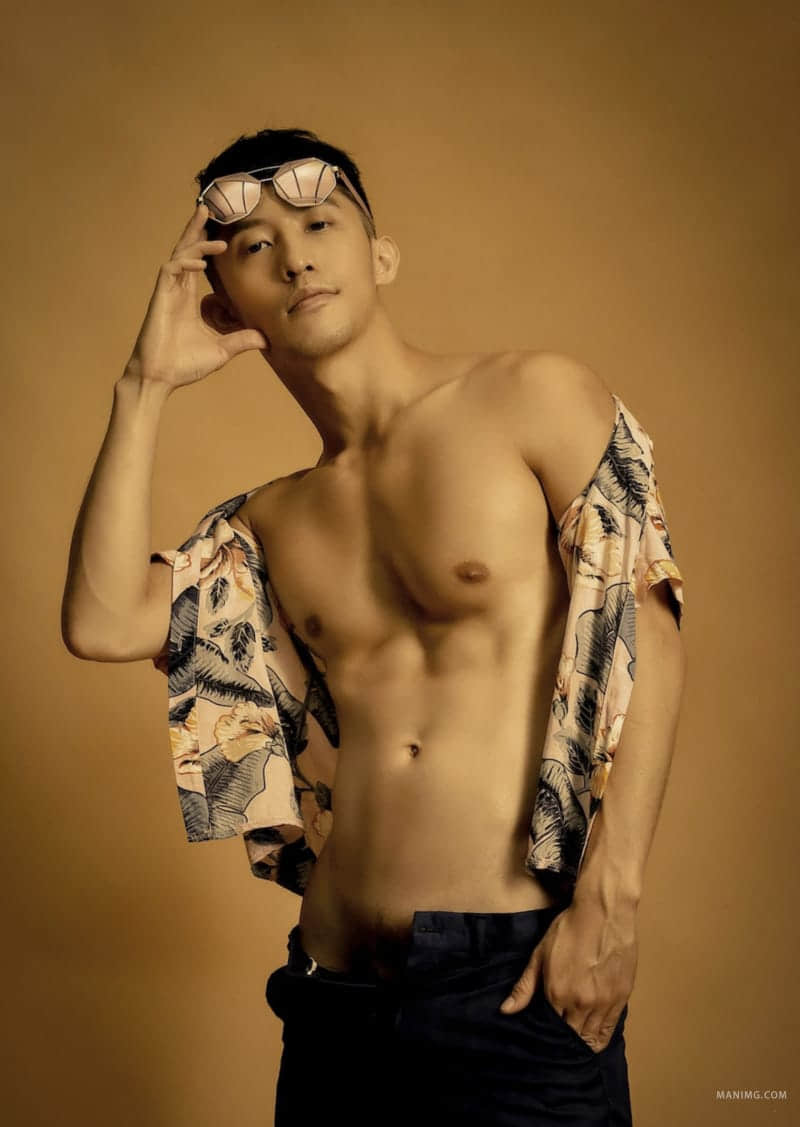 佰男誌 Vic 上下雙冊-NICEOLO
