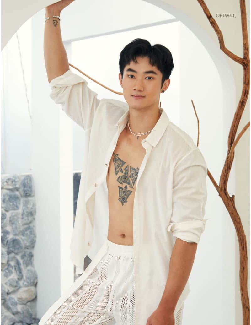 AWESOME MEN NO.19 HONG-NICEOLO