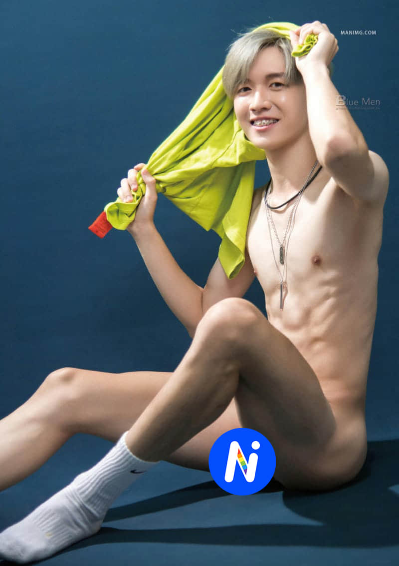 BLUEMEN 藍男色 NO.325 鮮嫩巨根18歲橄欖球隊新生報到 WAYNE-NICEOLO