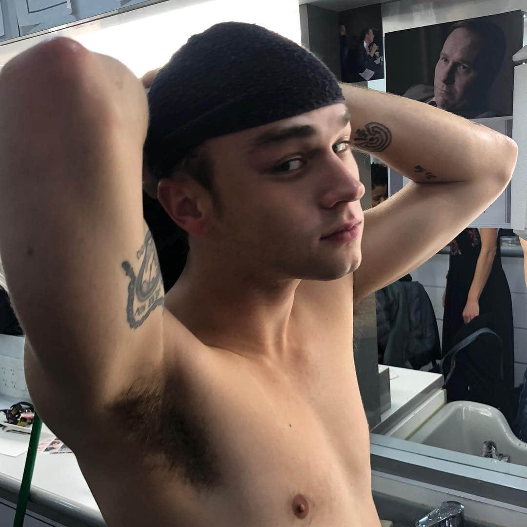 《漢娜的遺言》同志演員 Brandon Flynn 主演翻拍經典恐怖片《養鬼吃人》-NICEOLO