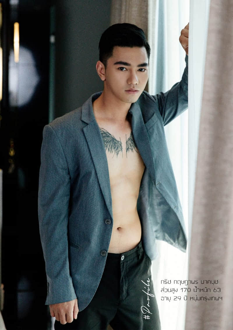 Self Photobook Vol.17 – Krissadaporn Naknut-NICEOLO