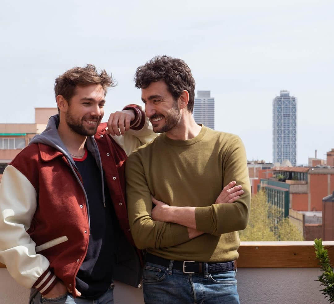 Carlos Cuevas 主演 Netflix 同志影集《微笑表錯情》 經典全裸鏡頭深得觀眾的心！-NICEOLO