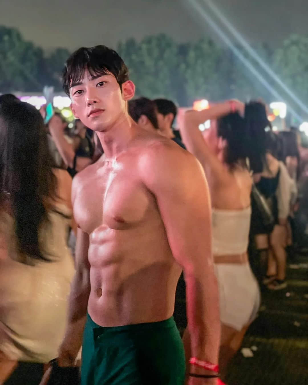 2022 週六嚐鮮肉 Top 5:讓人心癢癢的可愛大男孩!-NICEOLO