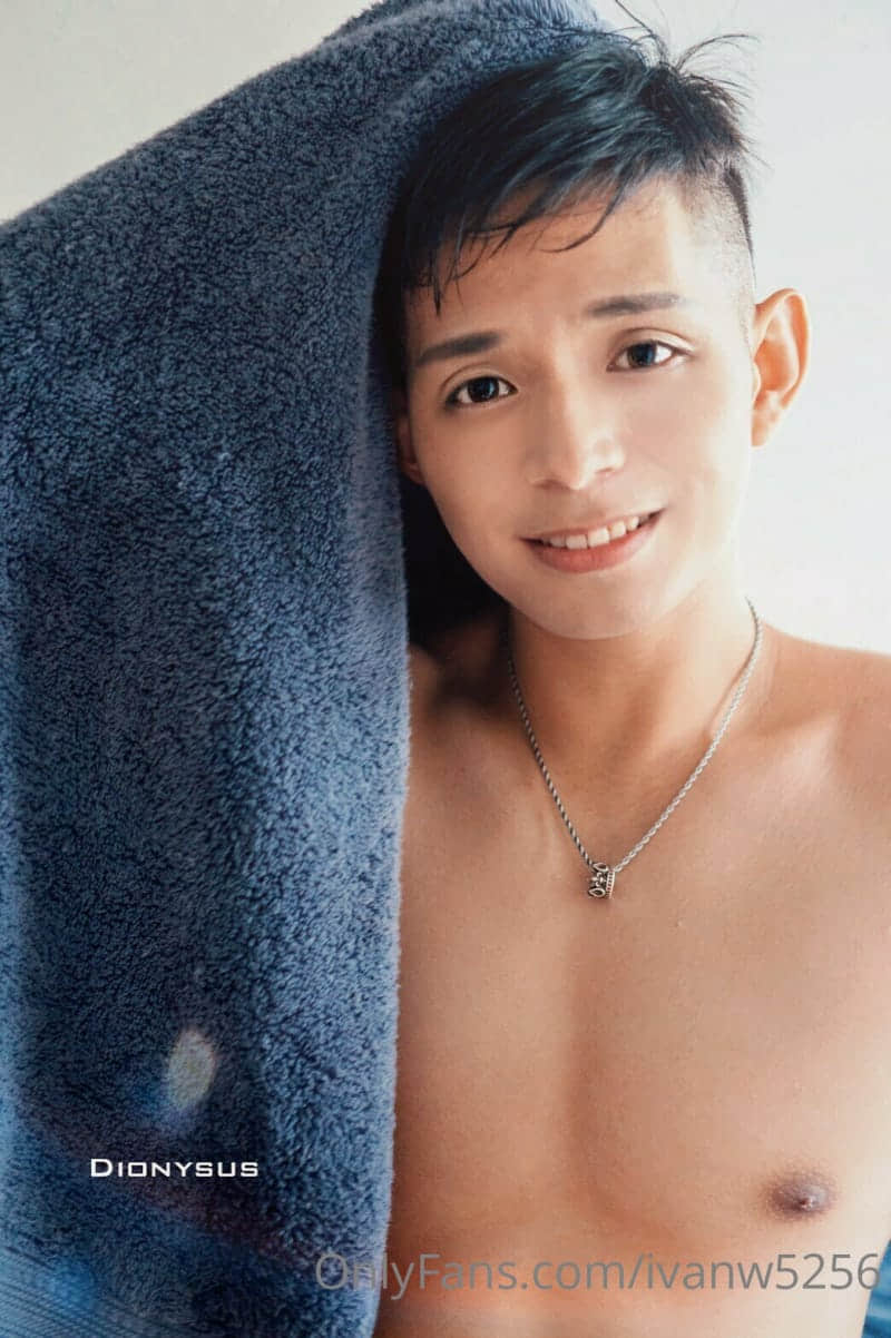 Ivan 愛文好熱 OnlyFans-NICEOLO