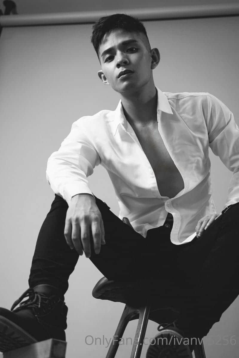 Ivan 愛文好熱 OnlyFans-NICEOLO