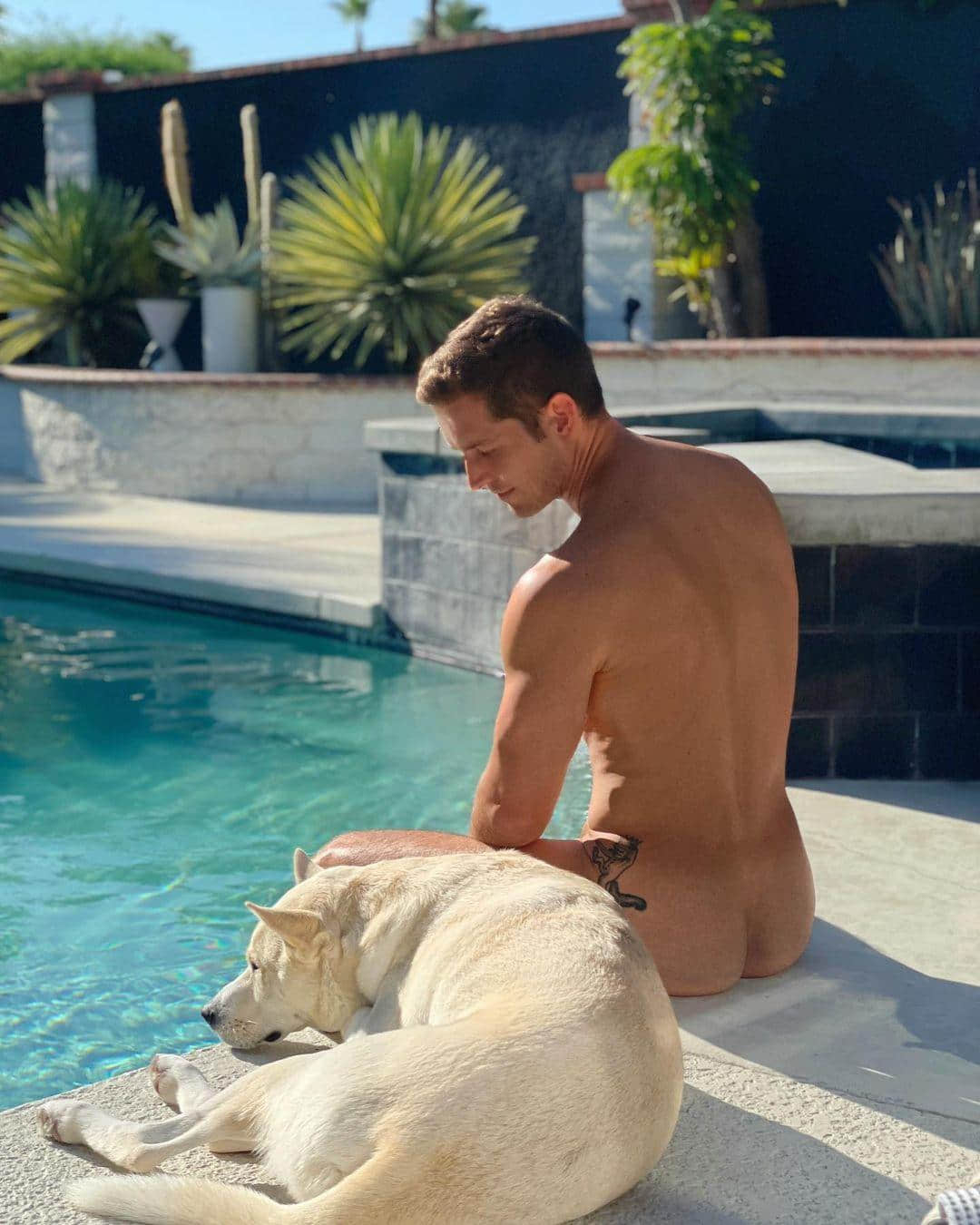 週六嚐鮮肉|開箱內褲男模的大包秘密! 同志導演:Max Emerson-NICEOLO