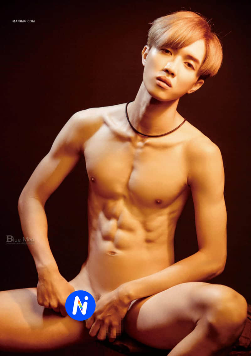 BLUEMEN 藍男色 NO.354 18歲橄欖球員-大人進行式-Wayne-NICEOLO