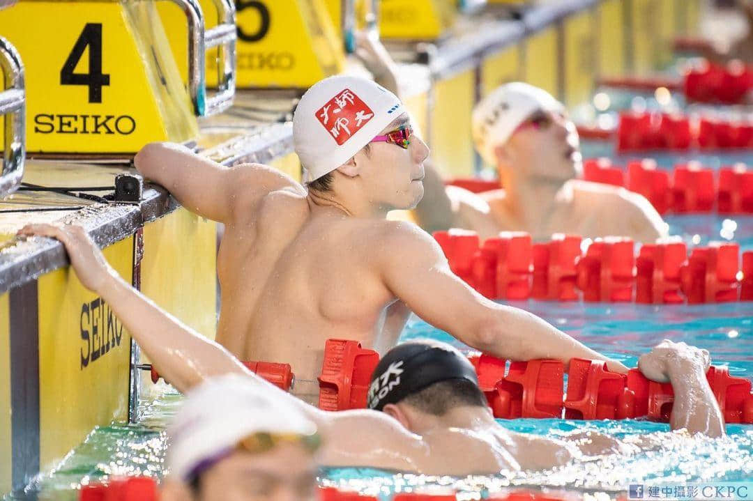 游泳選手奪奧運門票 蝶王兄弟肌情靠胸照引網暴動:「以為是 BL 劇照!」-NICEOLO