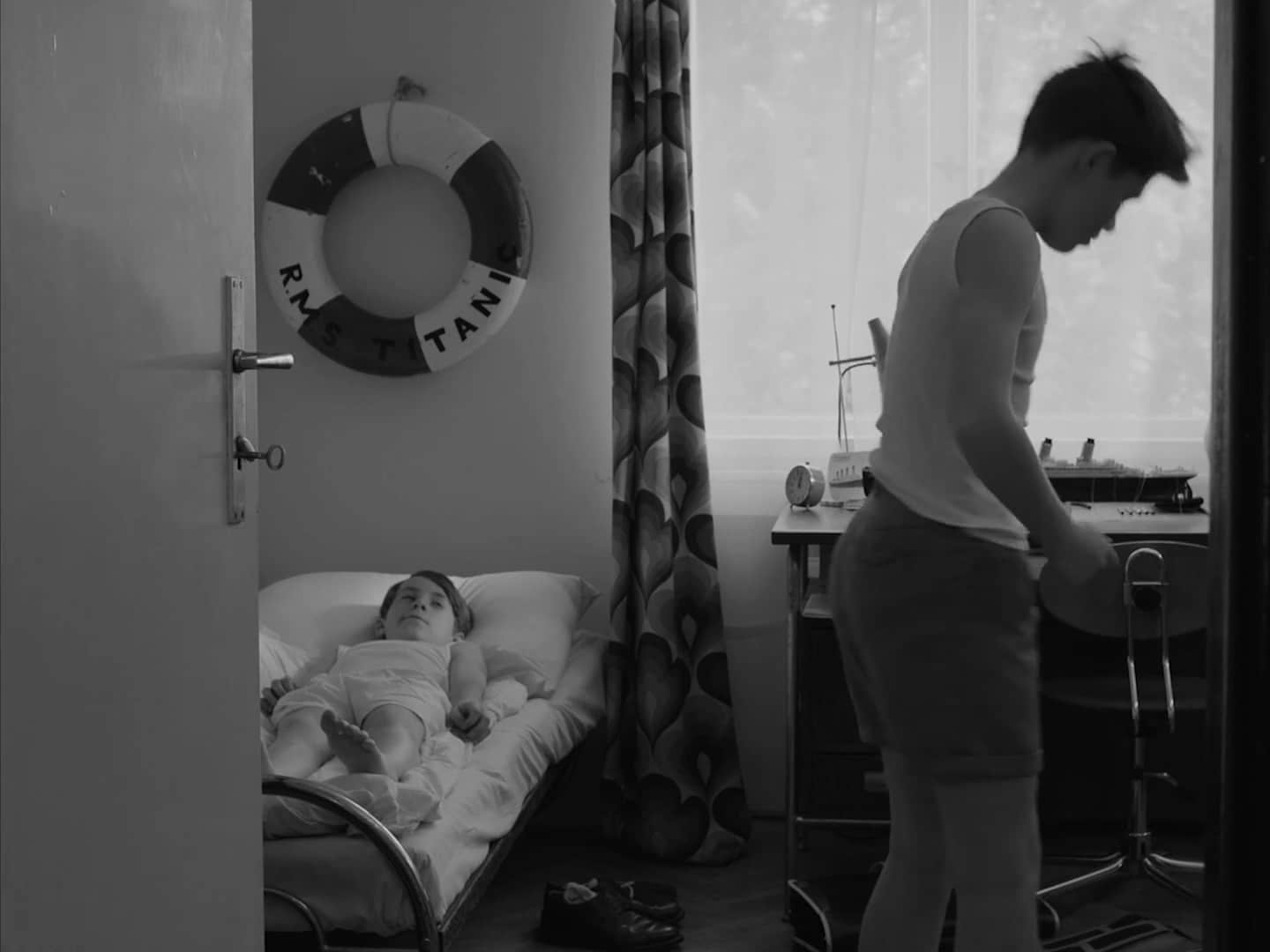 抚摸 Dotýkání (2020)-NICEOLO