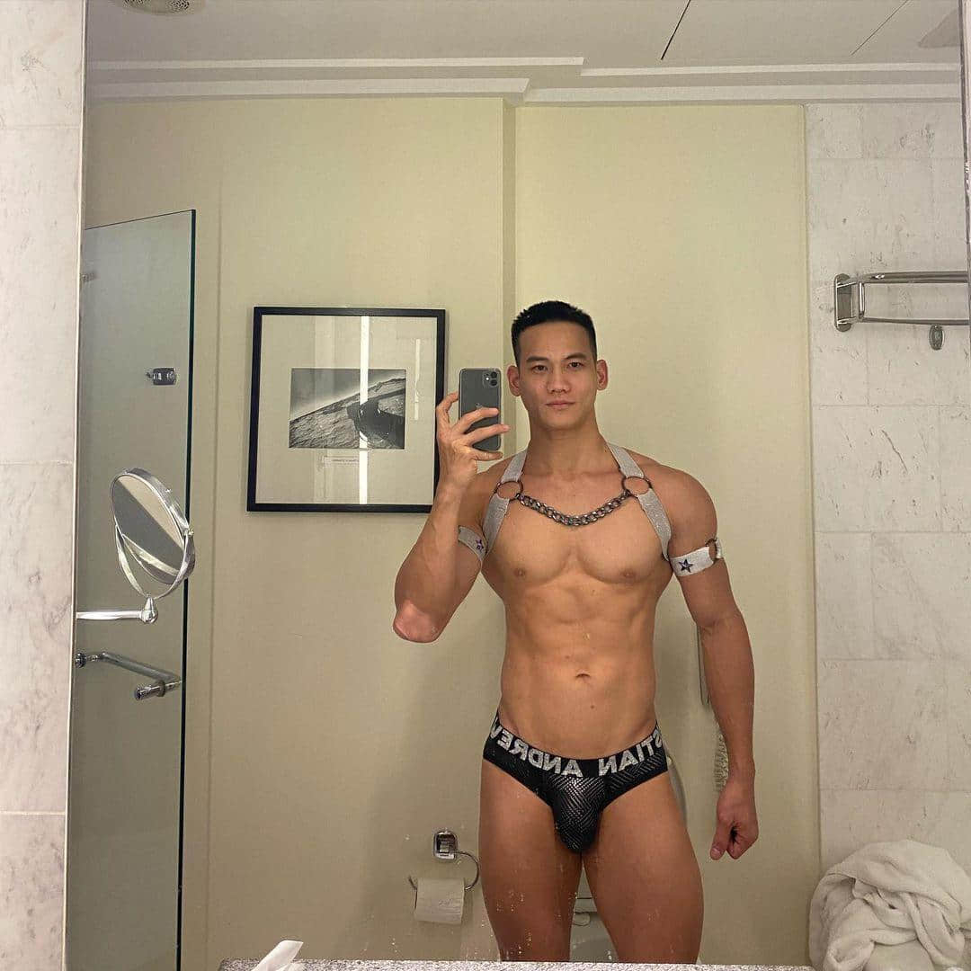 週一品肌肉|吃肉肉夢幻陣容!猛男網黃聯手各國帥哥:Kenvin-NICEOLO