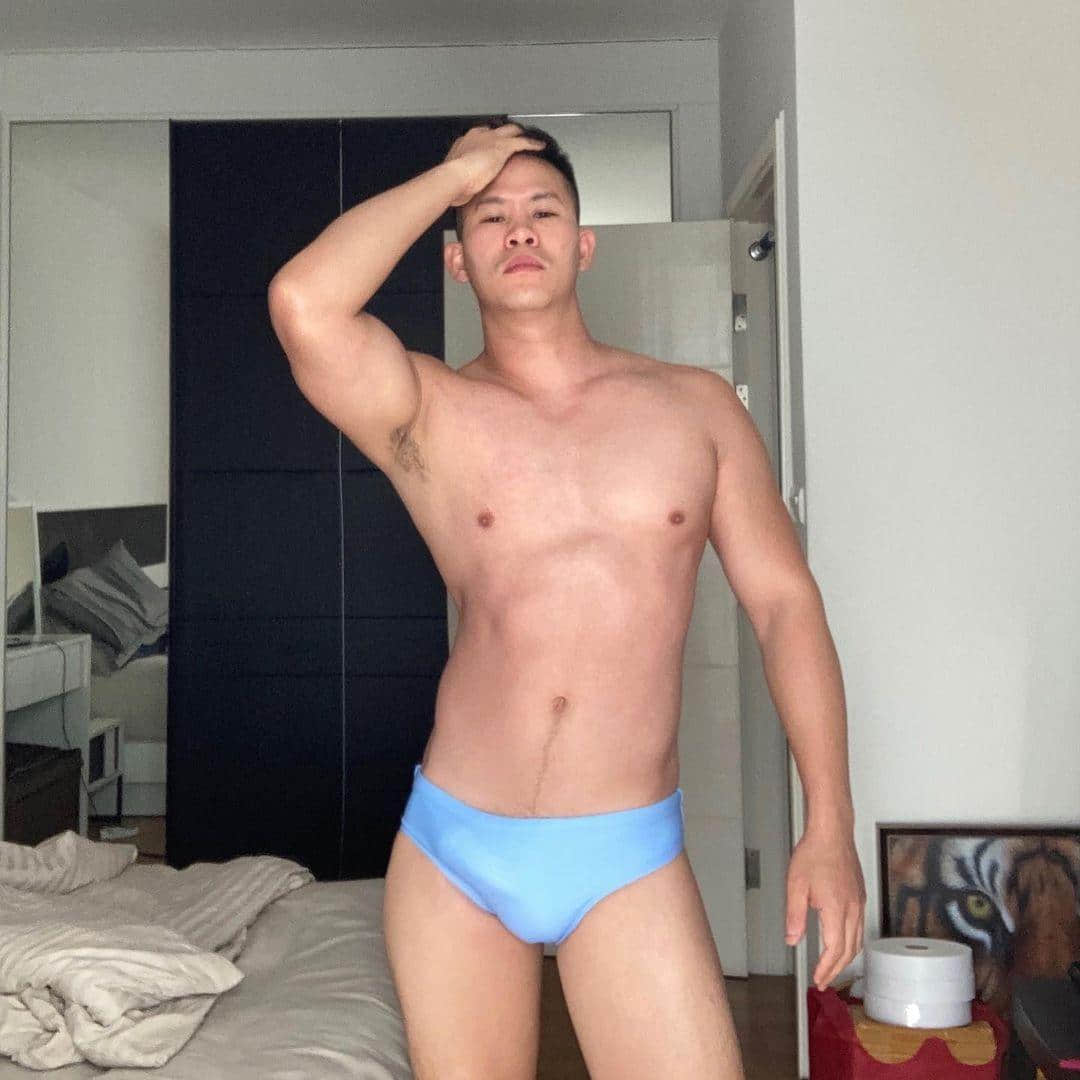 週一品肌肉|單眼皮壯熊!泰國內褲男模大秀傲人胸器:Tee-NICEOLO