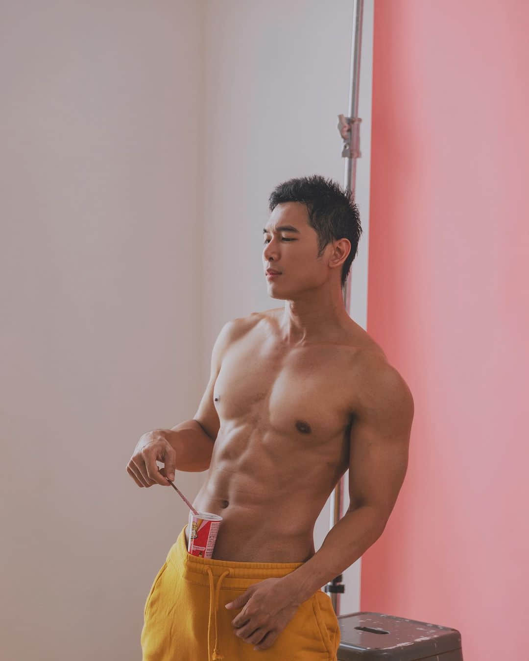 週六嚐鮮肉｜內向猛男大解放！ 泰國模特兒展現靜謐的性感：Lepagon-NICEOLO