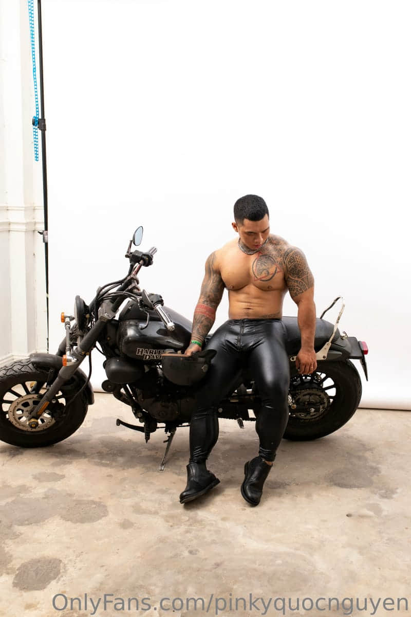 PINKY QUOC NGUYEN COLLECTION 1-NICEOLO