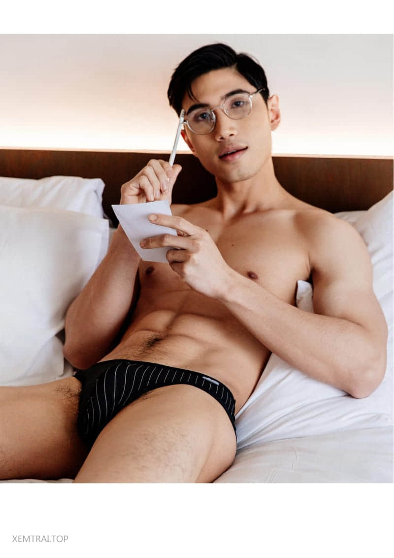 XOXO MAGAZINE VOL 9 – “J”-NICEOLO