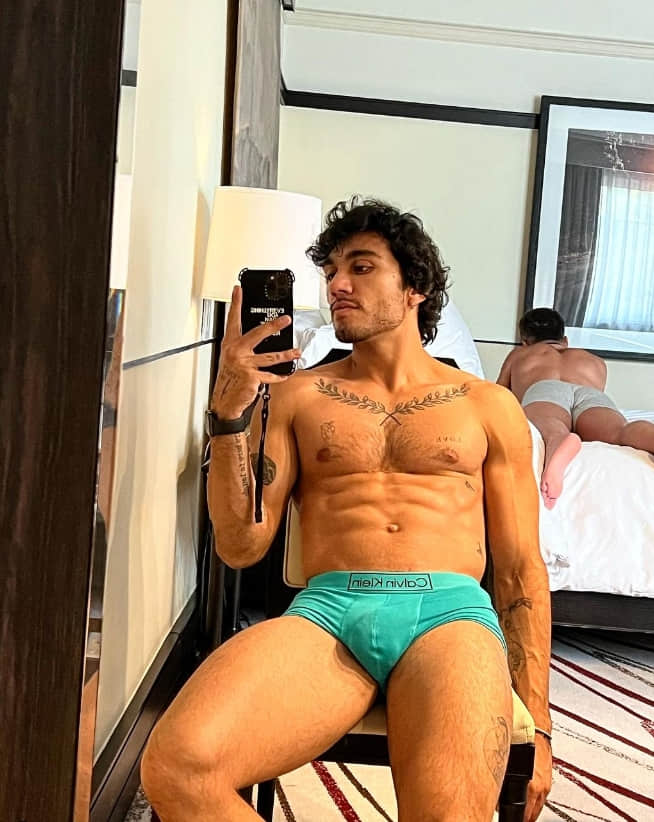 Matteo Lane突PO灑花激吻片！舞蹈家老公證實「我們結婚了」　狂粉崩潰：我以為我會嫁給你！-NICEOLO