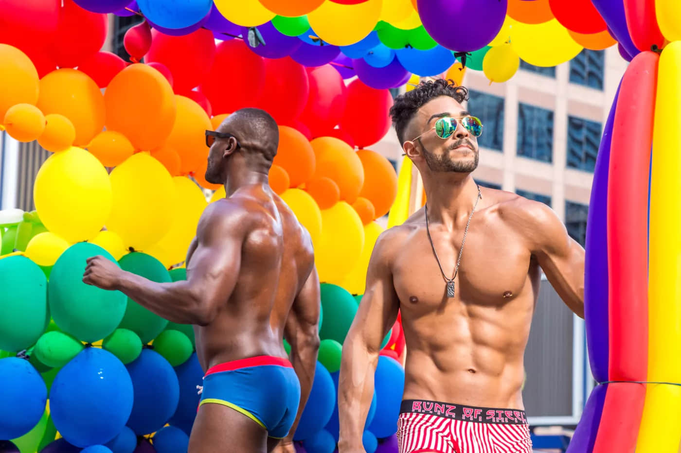 你也喜歡呆萌肌肉男嗎? 「Himbo」型同志人氣攀升!-NICEOLO
