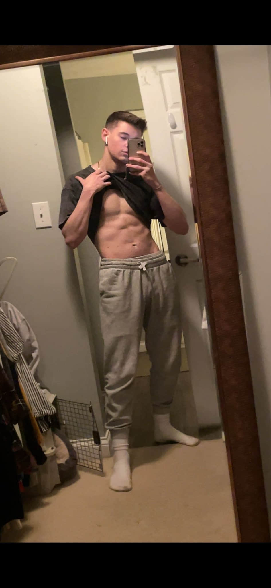 《魯保羅變裝皇后》Blair St. Clair 開 OnlyFans:「展現健身的成果!」-NICEOLO