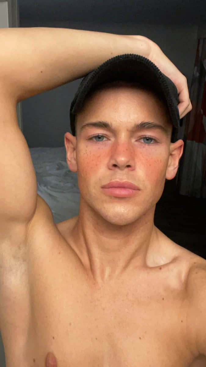 《魯保羅變裝皇后》Blair St. Clair 開 OnlyFans:「展現健身的成果!」-NICEOLO