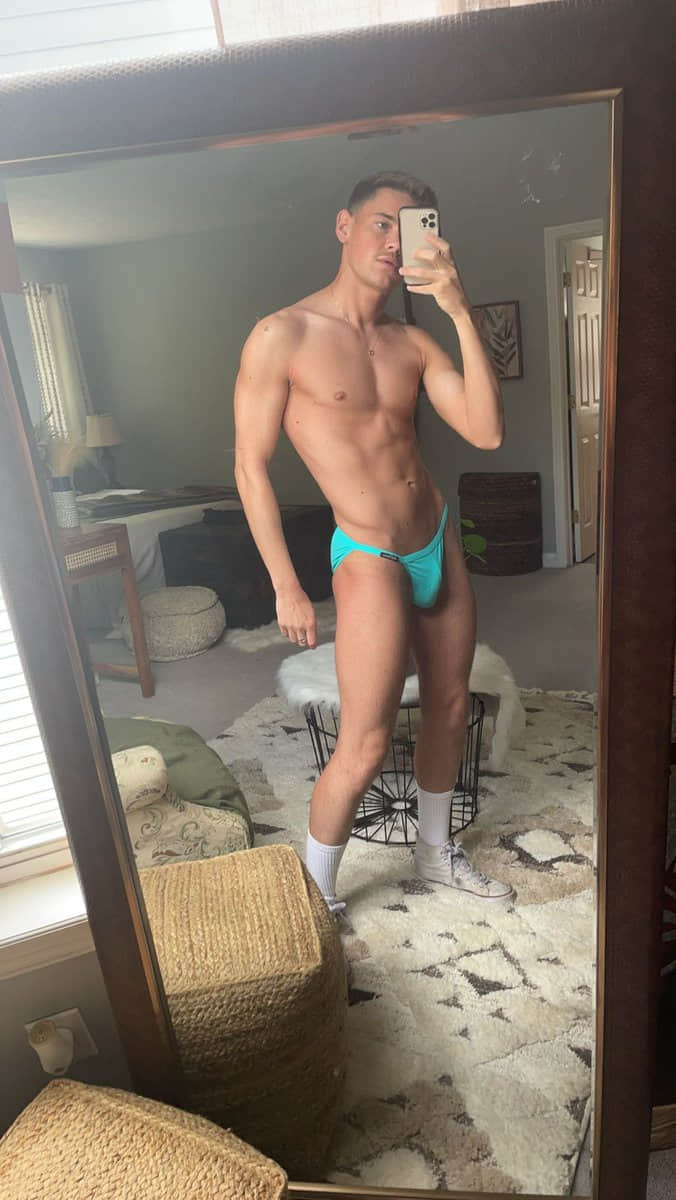 《魯保羅變裝皇后》Blair St. Clair 開 OnlyFans:「展現健身的成果!」-NICEOLO
