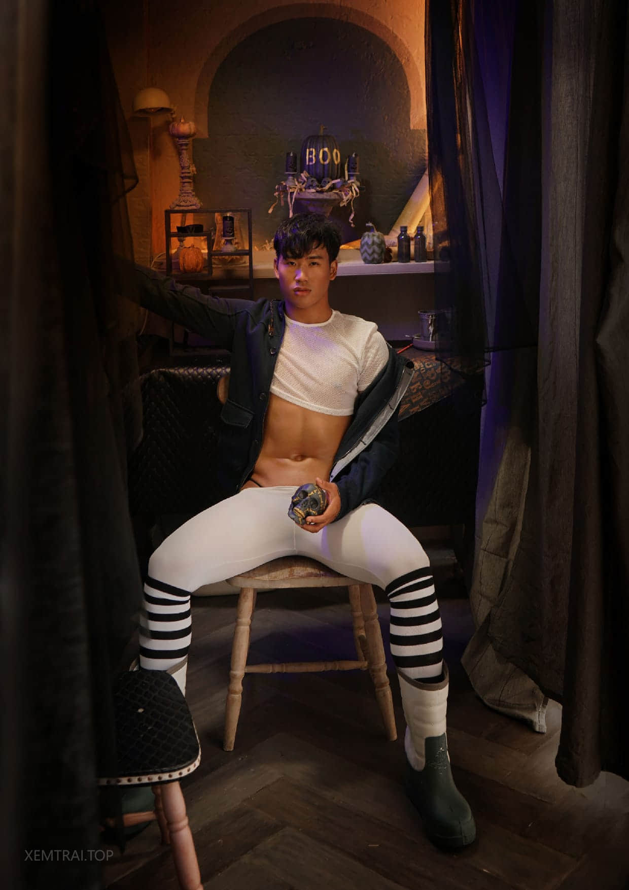 BOO BOSS BY COLLECTION MAGAZINE – HAPPY HALLOWEEN DAY-NICEOLO
