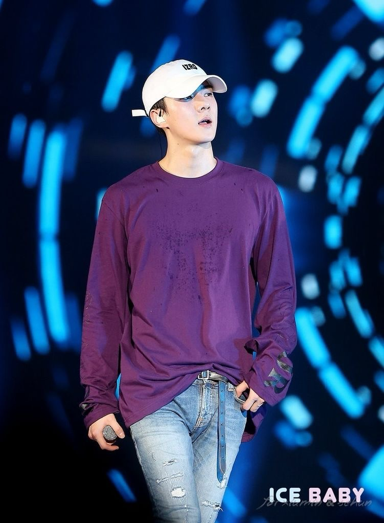隊友伯賢認證:「他真的很雄偉!」 韓國天團 EXO 吳世勳的「大包」合輯!-NICEOLO
