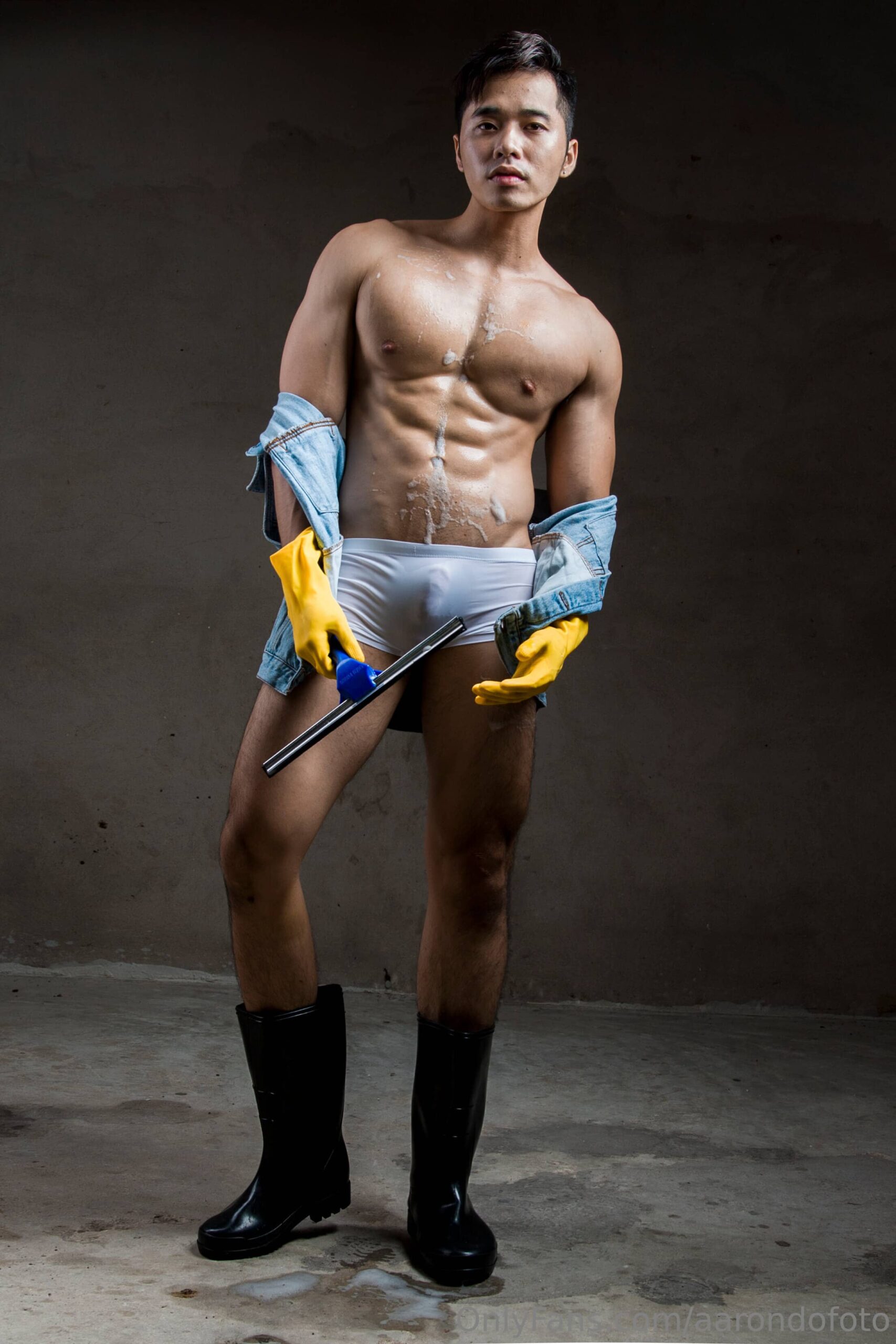 Aaron Do collection P32 – Minh Nguyễn-NICEOLO