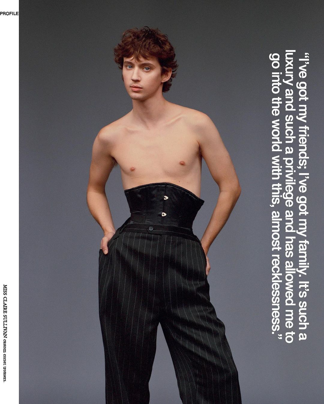 雜誌封面人物 Troye Sivan 模糊性別界線:「適時放過自己,也真實做自己。」-NICEOLO