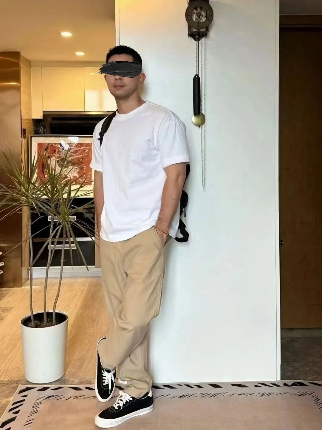 按摩男技师p图假照被疯传，实拍图真的好辣眼睛啊！！-NICEOLO