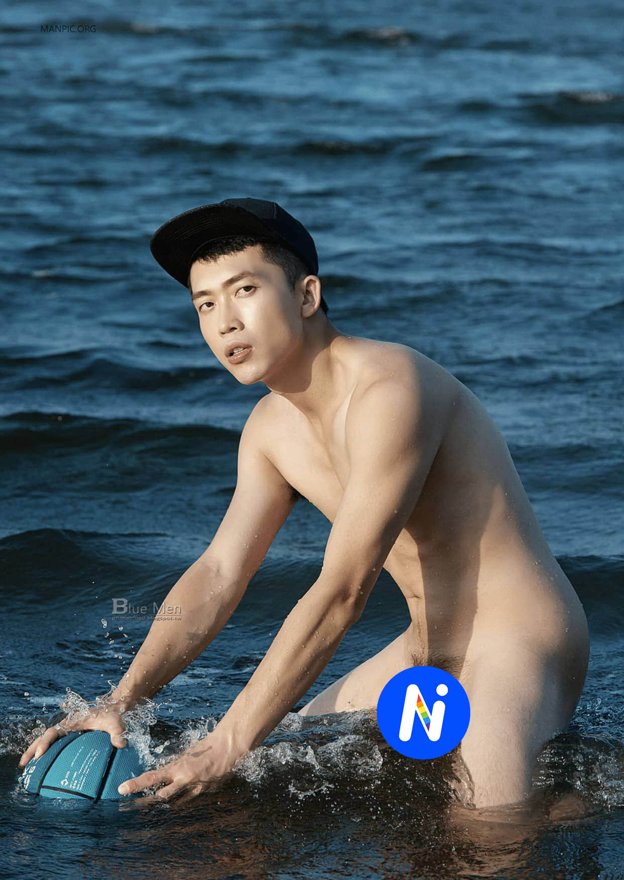 BLUEMEN 藍男色 NO.420 鄰家大男孩裸泳解放 柏霖-NICEOLO