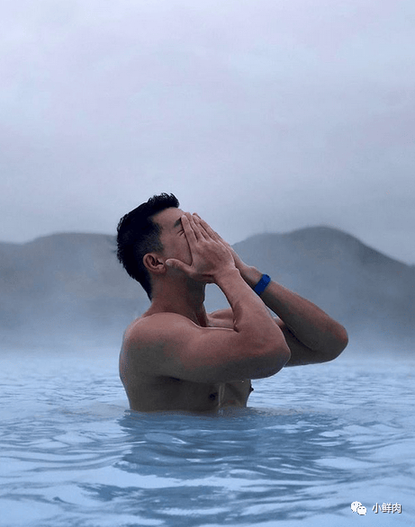 广东偶遇ins帅哥网红!还记得他照片被粉丝纹在身上的瓜吗?-NICEOLO