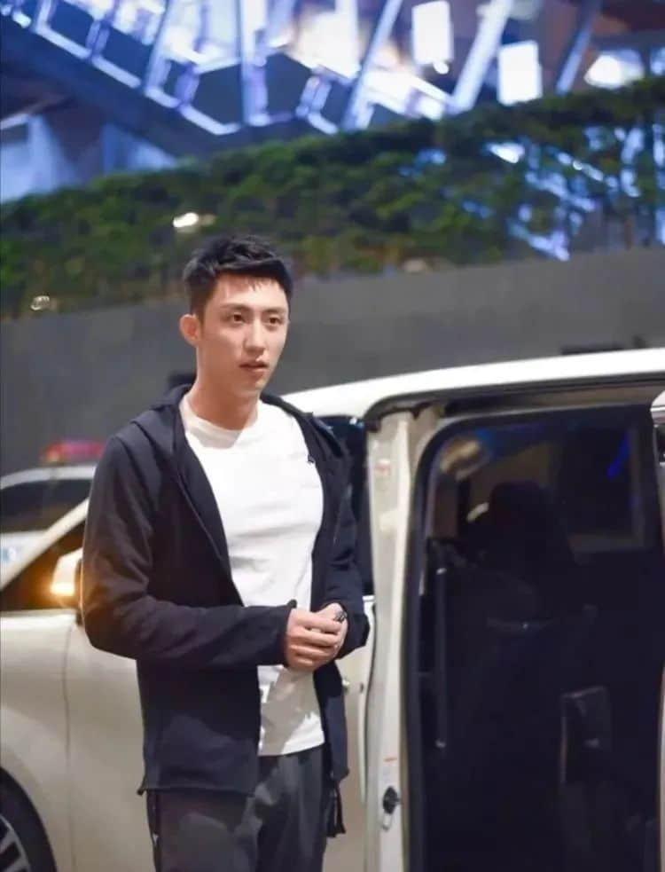 黄景瑜新剧与人夫感男星的剧情火了,网友们直呼太好磕了!-NICEOLO