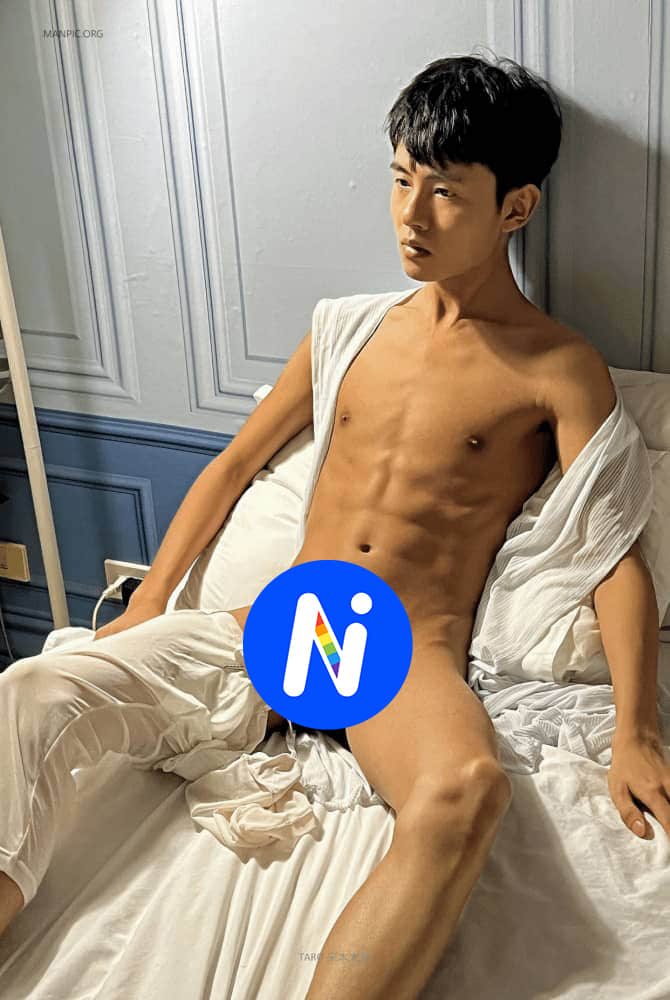 TOY BOY 小白脸 Combo 组合包 Book No. 101 + Video No. 103-NICEOLO